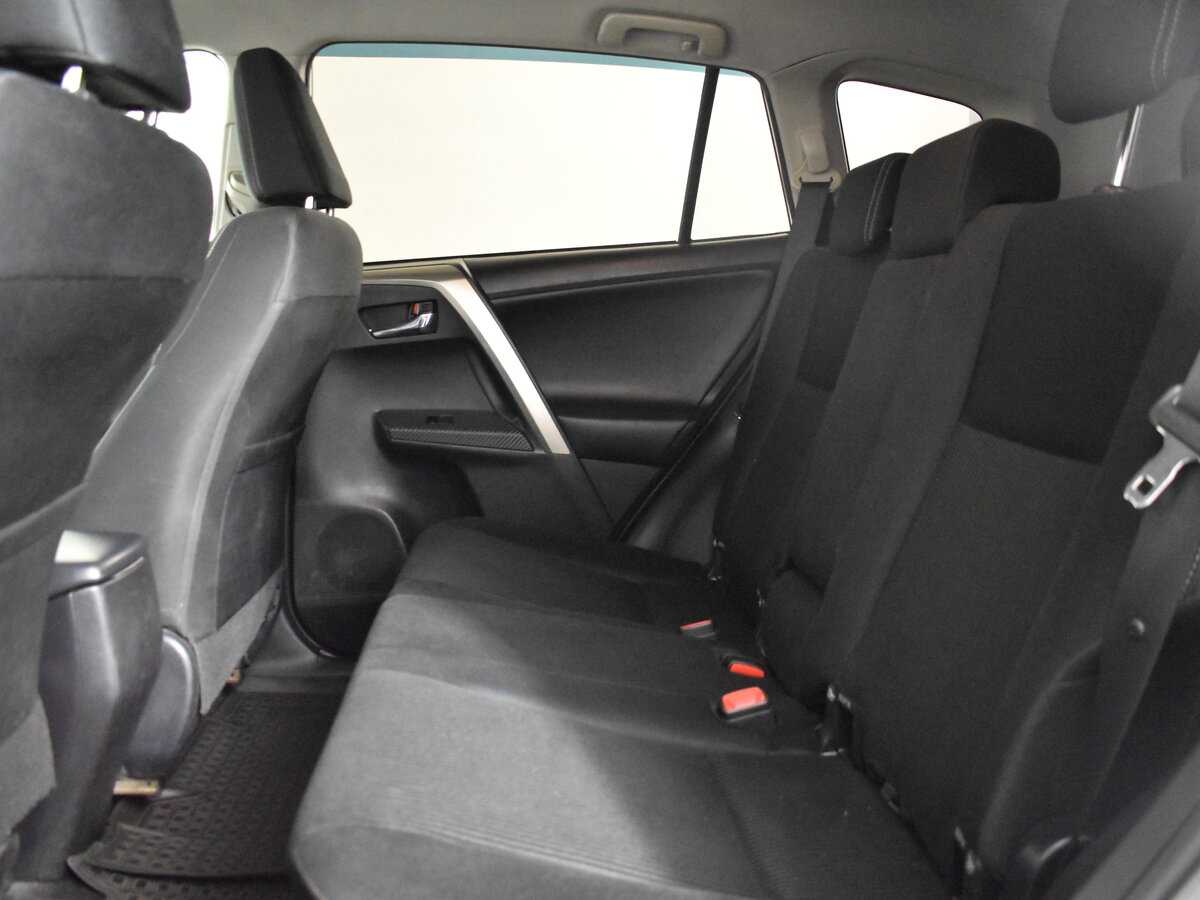 Toyota RAV4, 2015 - Фото №6