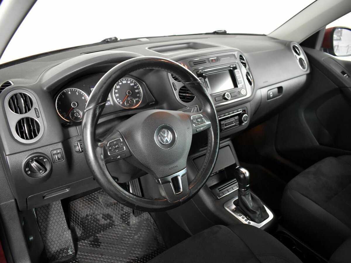 Volkswagen Tiguan, 2012 - Фото №10