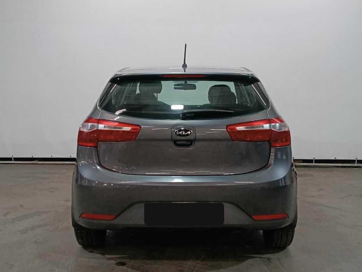 Kia Rio 6-speed, 2015 - Фото №5