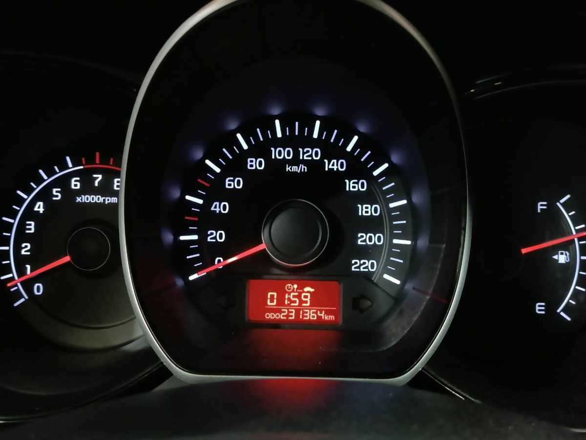 Kia Rio 6-speed, 2015 - Фото №11