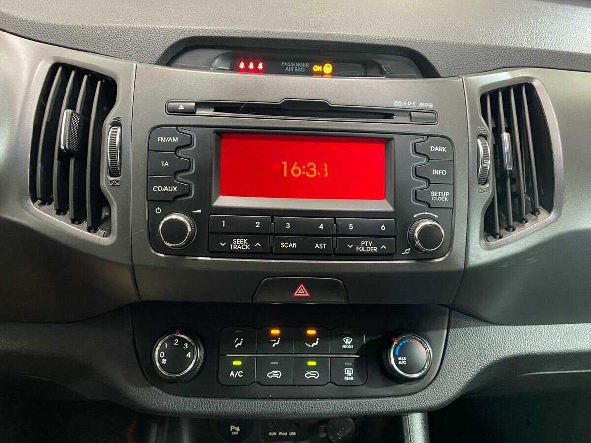 Kia Sportage, 2012 - Фото №13