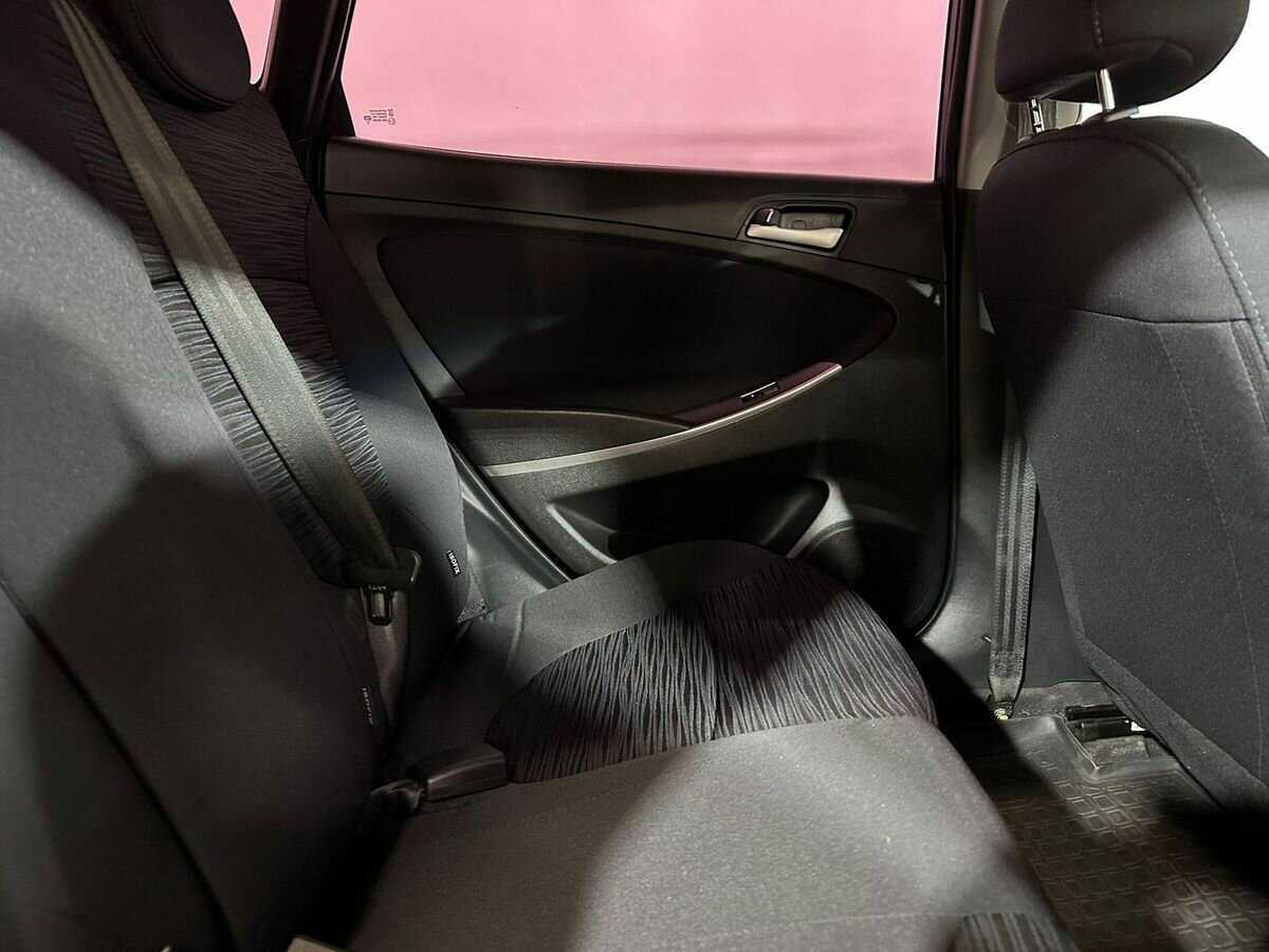 Hyundai Solaris, 2015 - Фото №10