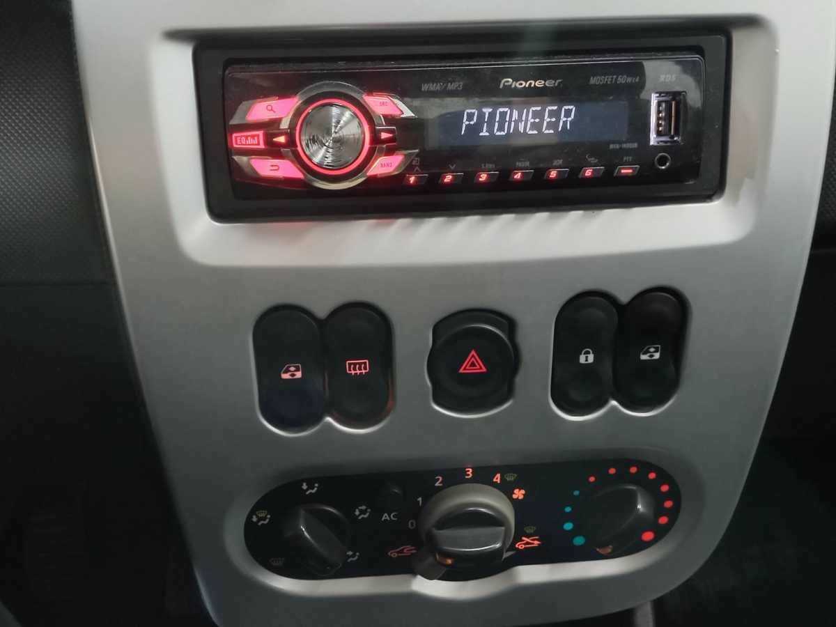 Renault Sandero Stepway, 2012 - Фото №12