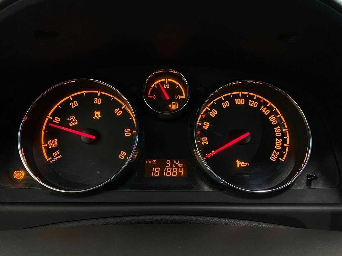 Opel Antara, 2013 - Фото №12