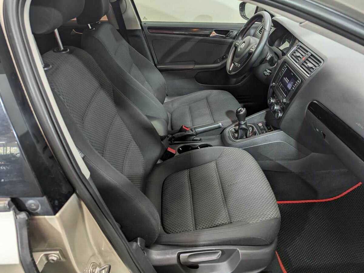 Volkswagen Jetta, 2012 - Фото №7