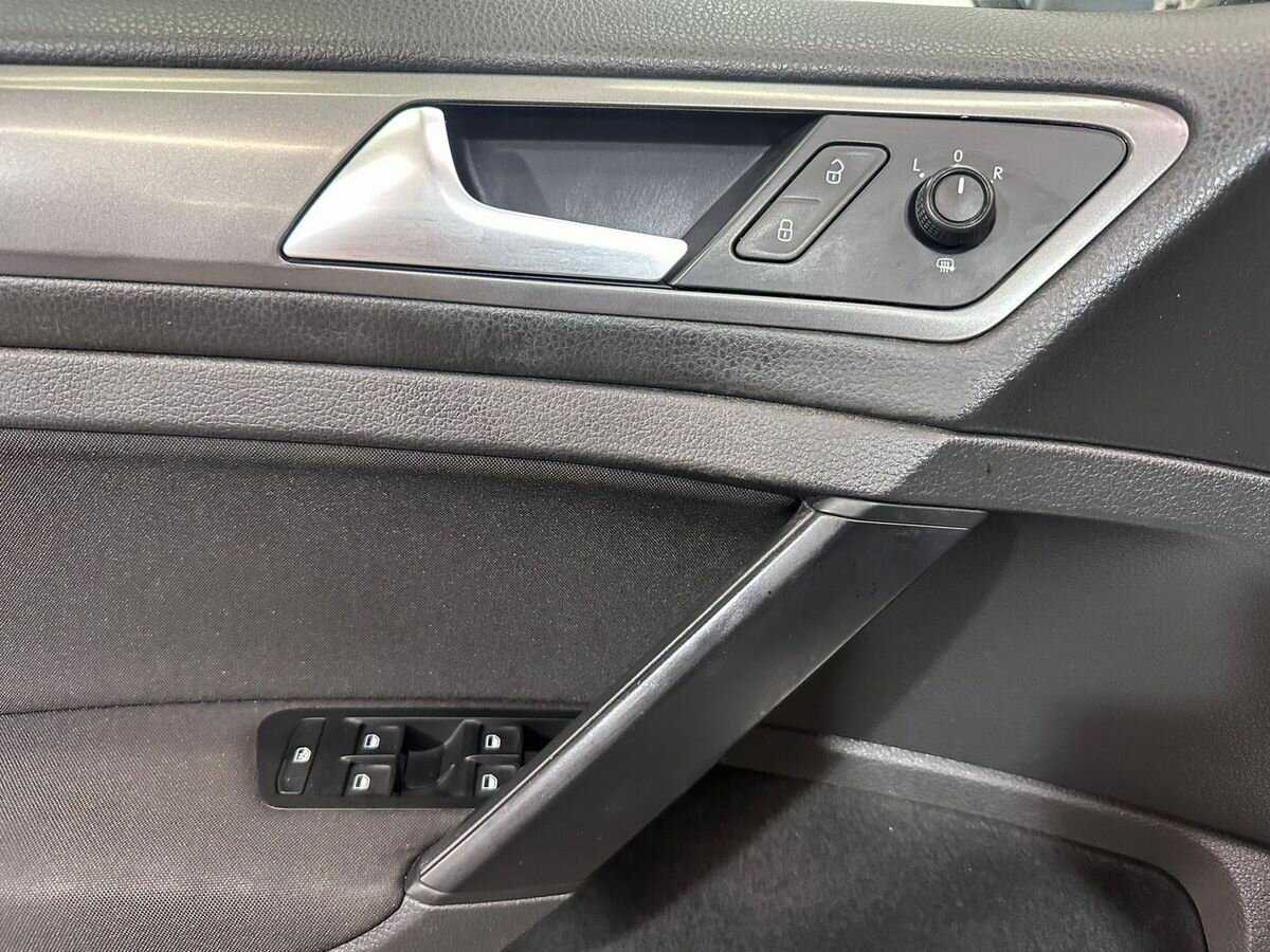 Volkswagen Golf, 2013 - Фото №13