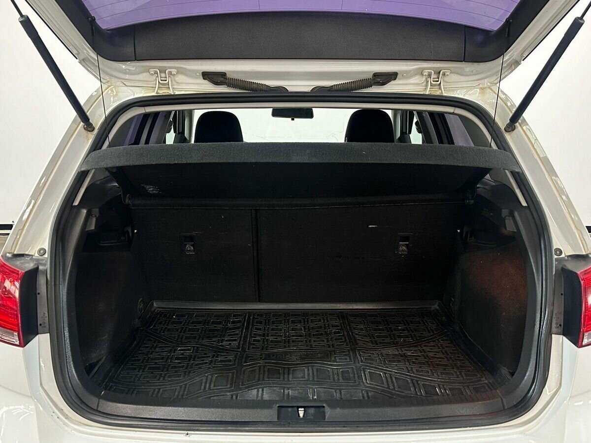 Volkswagen Golf, 2013 - Фото №14