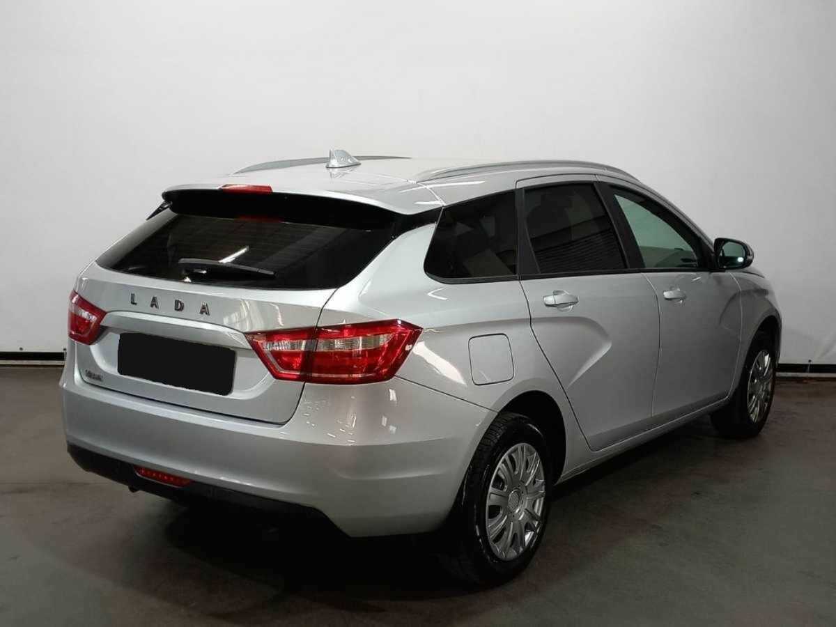 Lada (ВАЗ) Vesta SW, 2021 - Фото №4