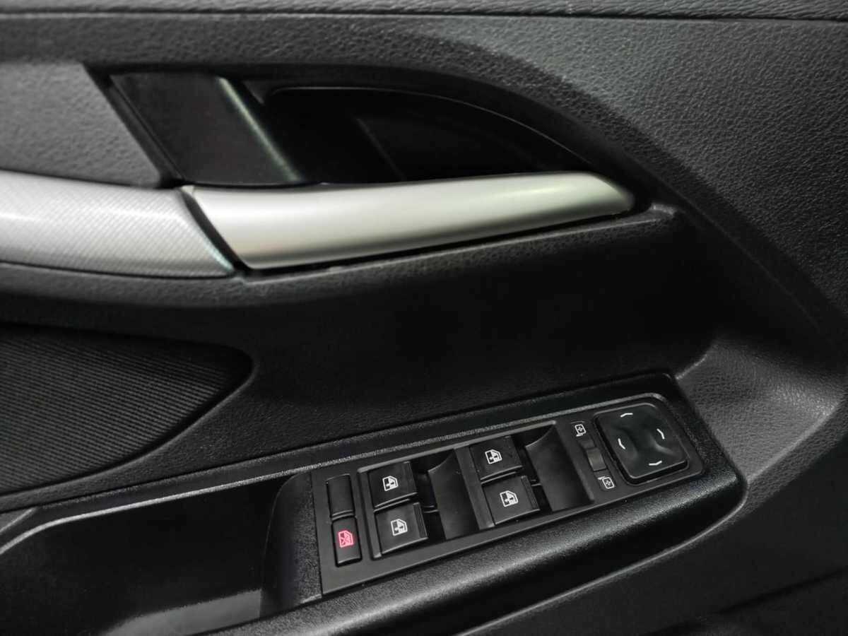 Lada (ВАЗ) Vesta SW, 2021 - Фото №13