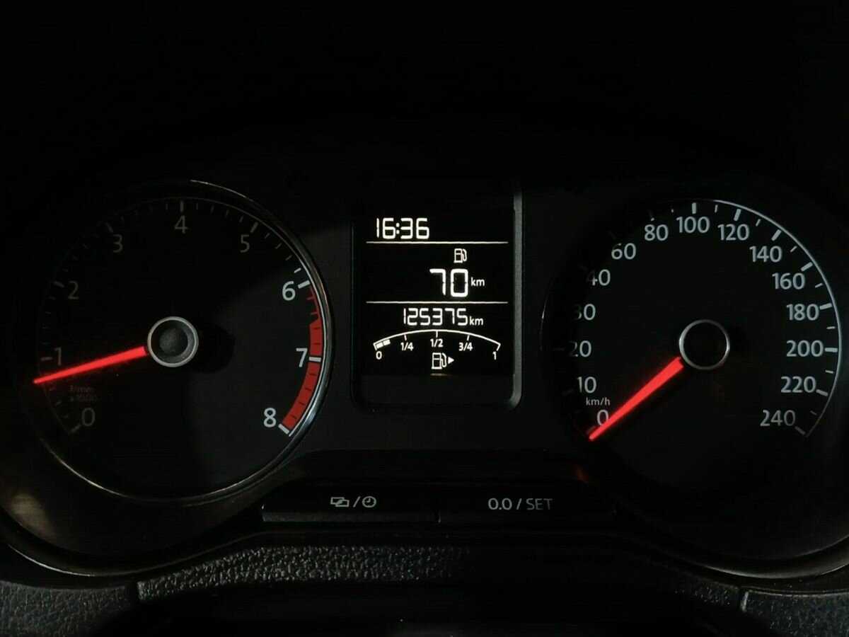 Volkswagen Polo, 2016 - Фото №11