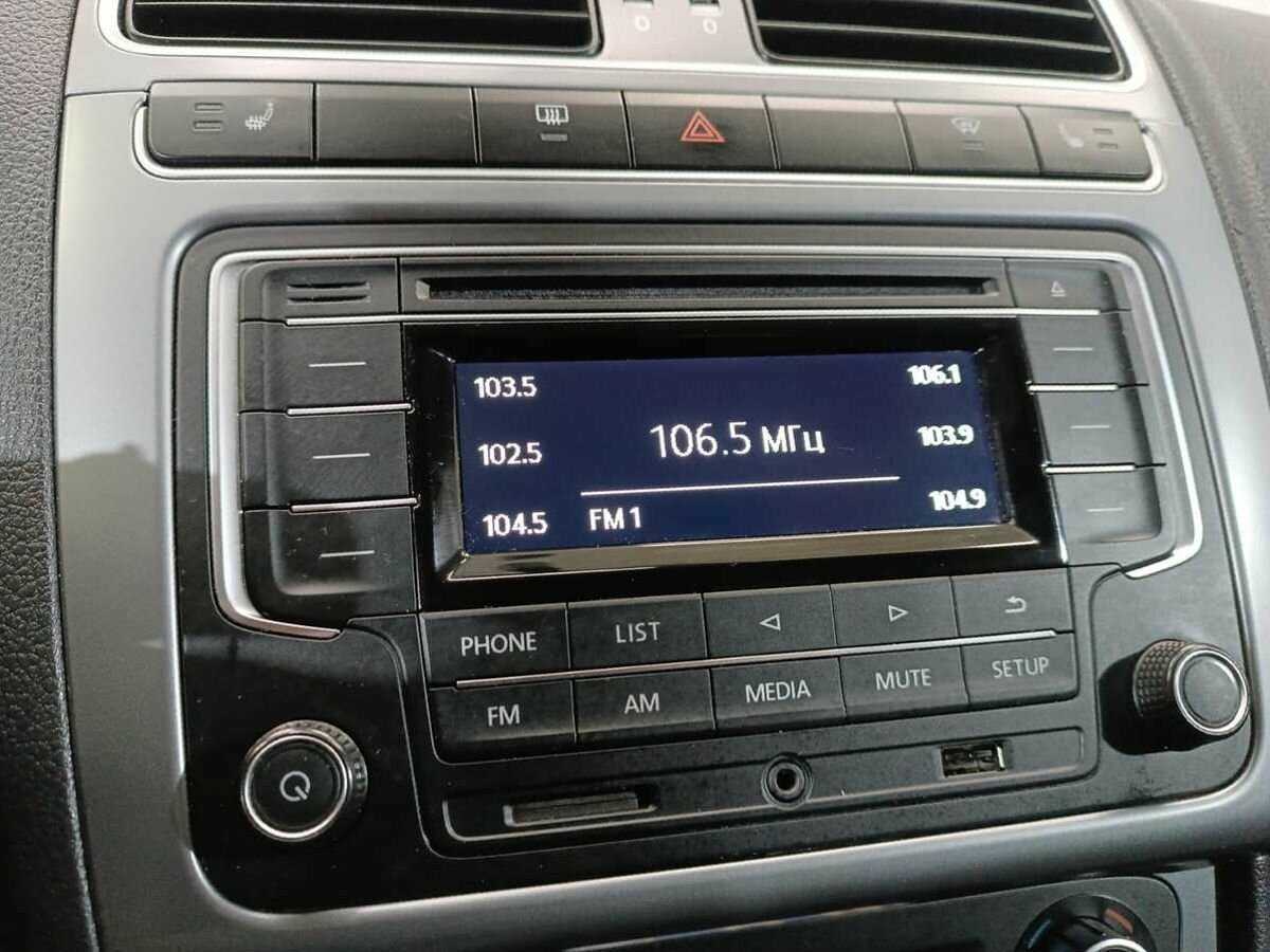 Volkswagen Polo, 2016 - Фото №12