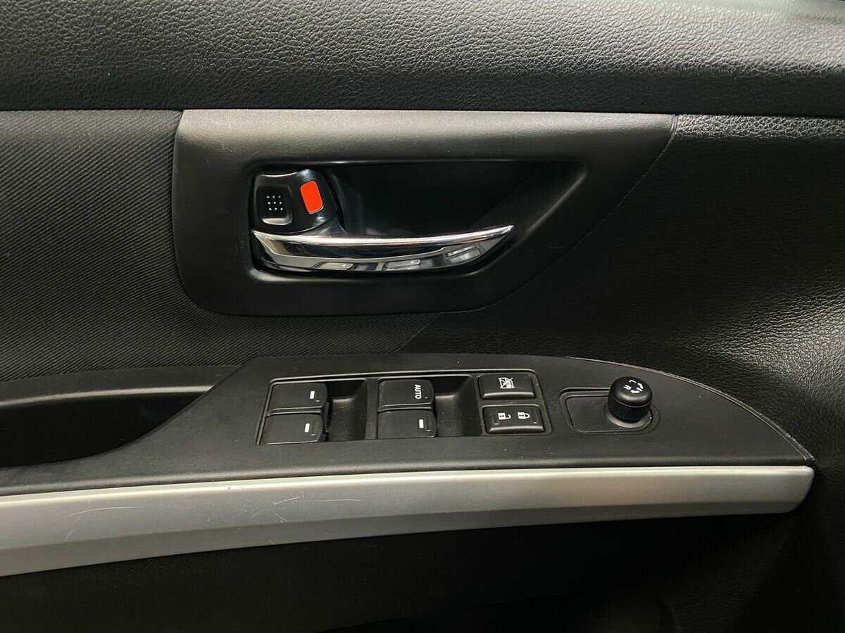 Suzuki SX4, 2014 - Фото №15