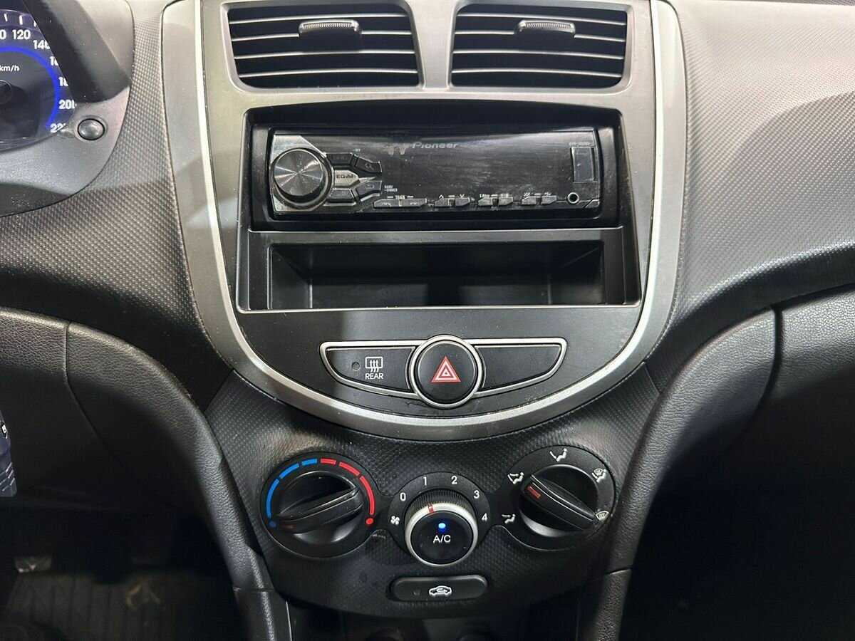 Hyundai Solaris, 2014 - Фото №12