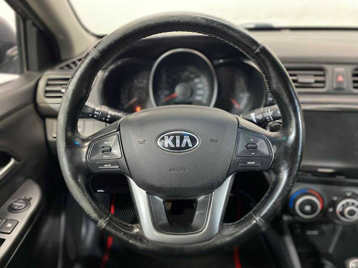 Kia Rio 5-speed, 2014 - Фото №11