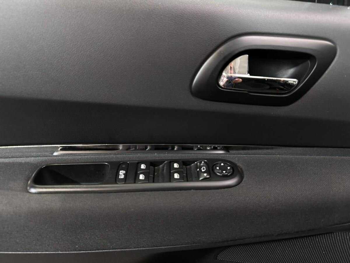 Peugeot 3008, 2012 - Фото №11