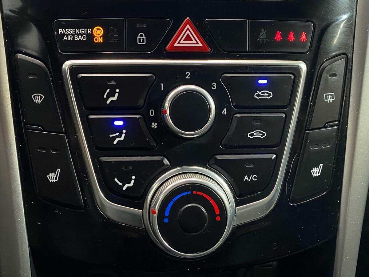 Hyundai i30, 2013 - Фото №13