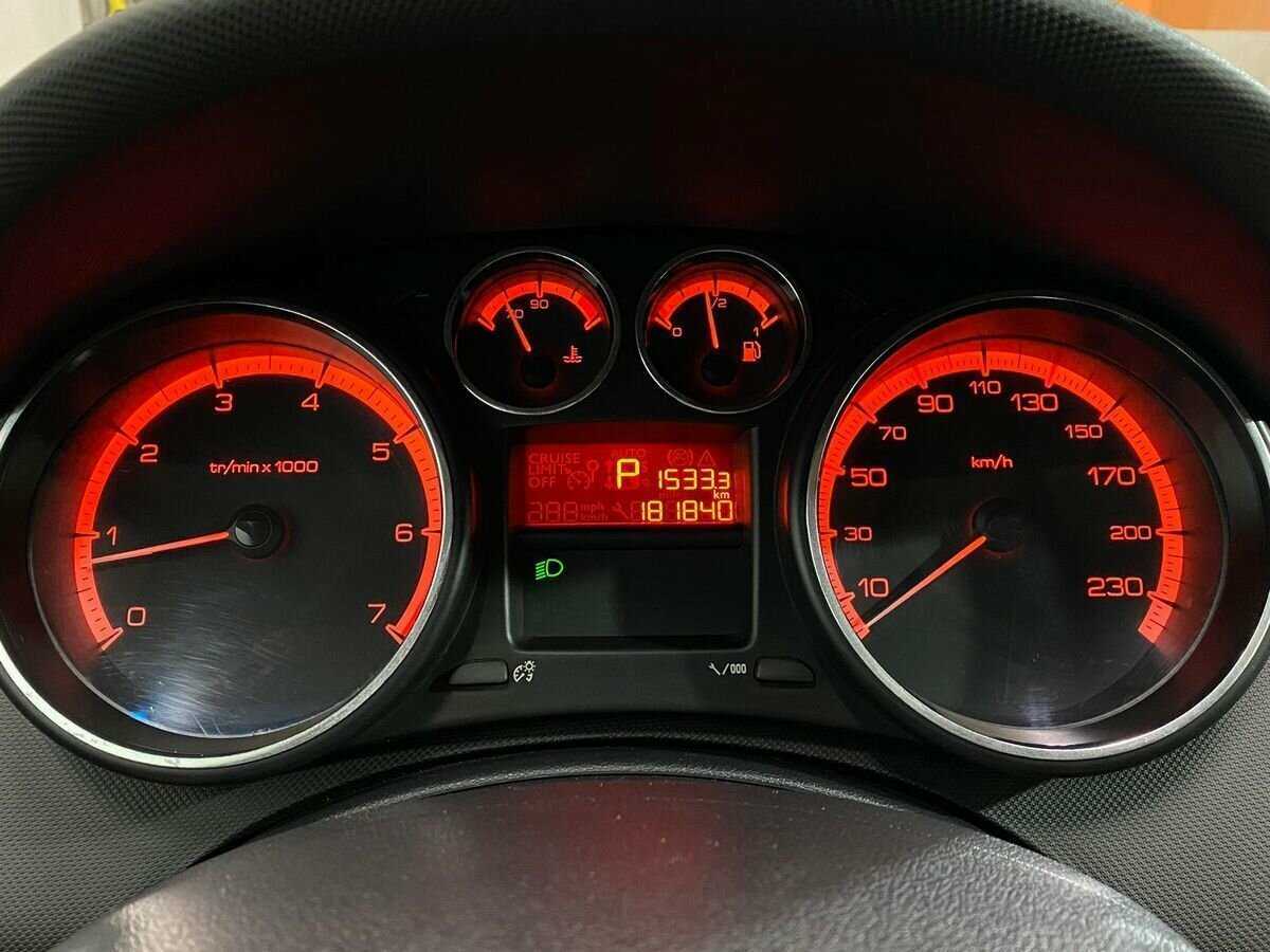 Peugeot 408, 2012 - Фото №11