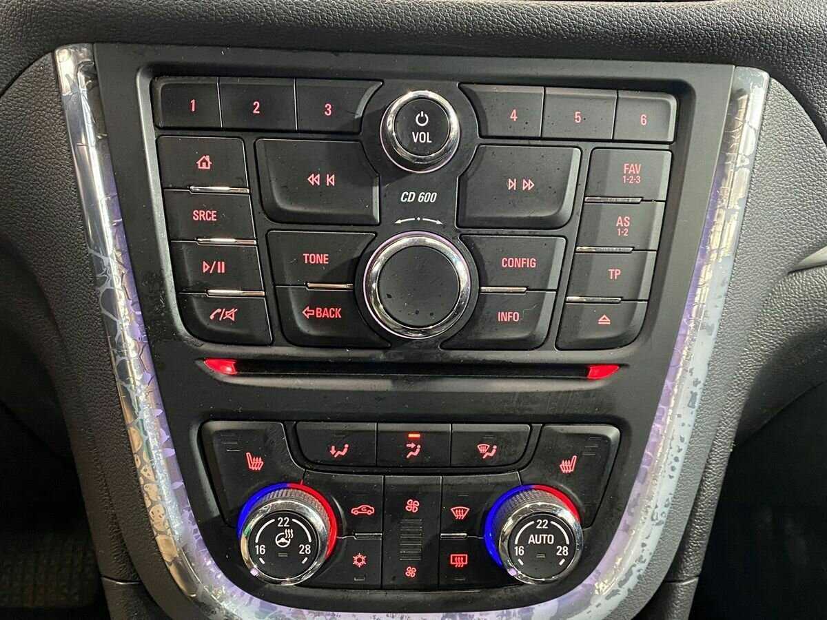 Opel Mokka, 2014 - Фото №12