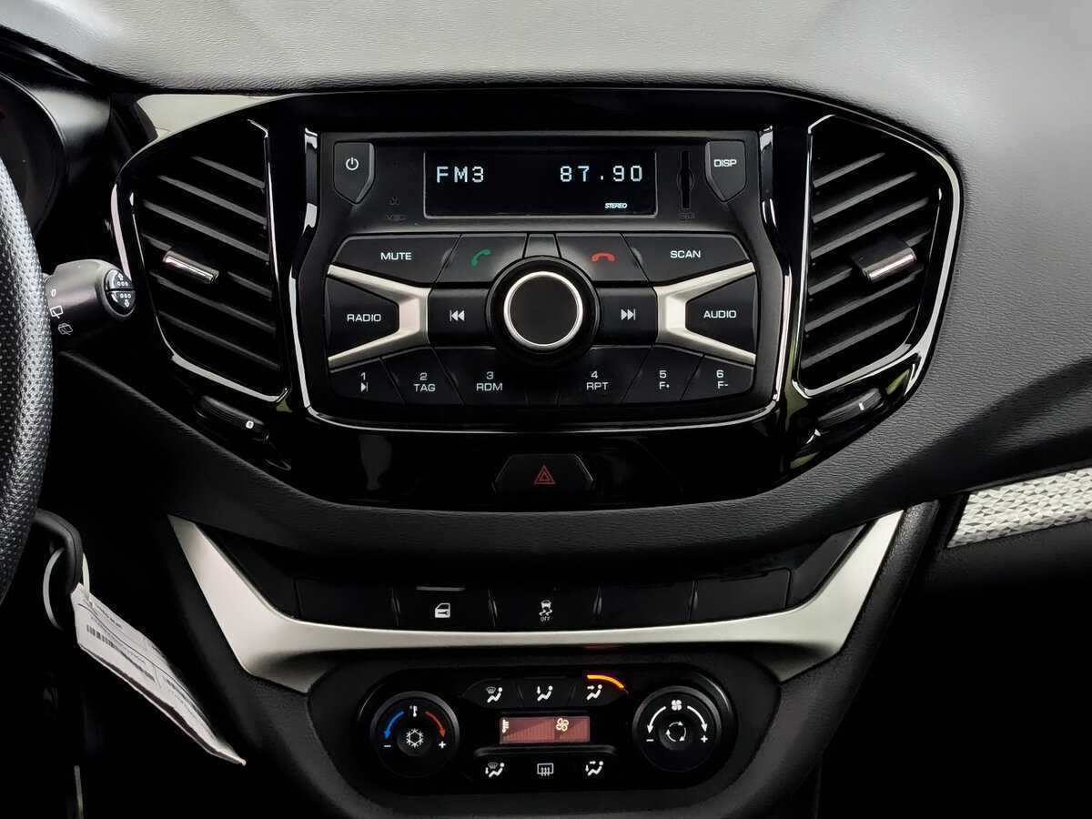 Lada (ВАЗ) Vesta SW Cross, 2019 - Фото №12