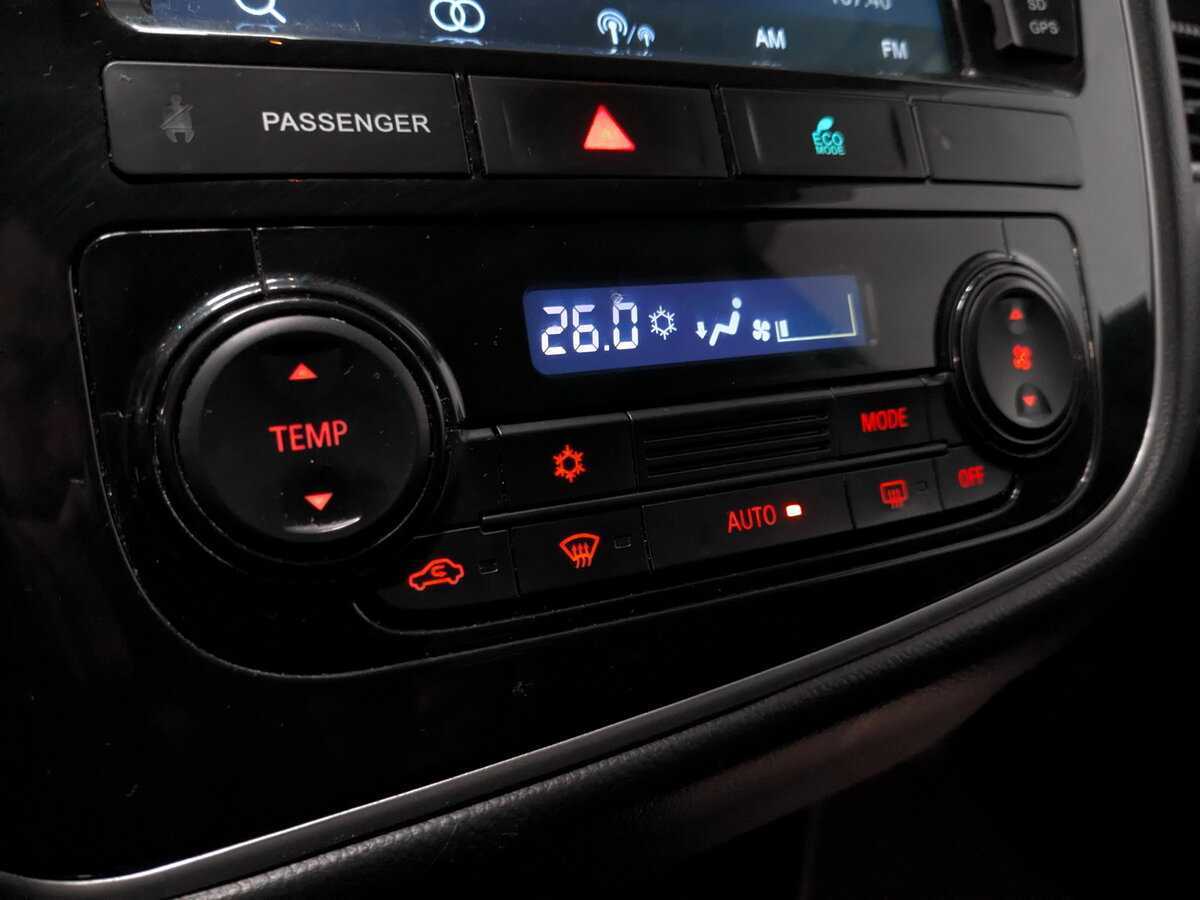 Mitsubishi Outlander, 2017 - Фото №13