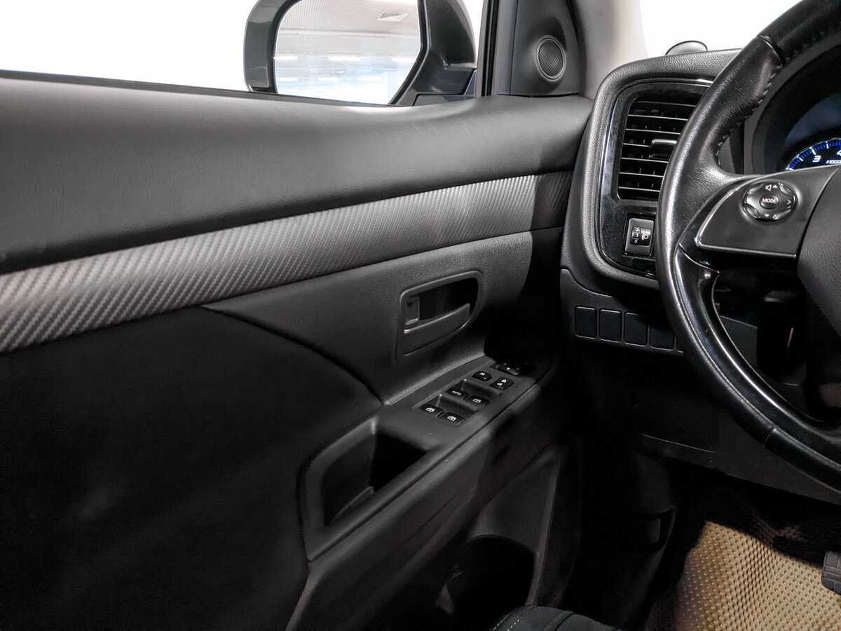 Mitsubishi Outlander, 2017 - Фото №16