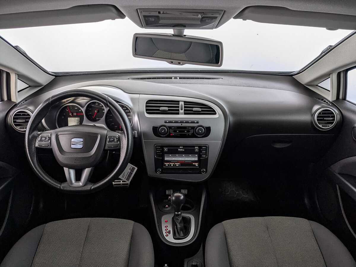 SEAT Leon, 2012 - Фото №9