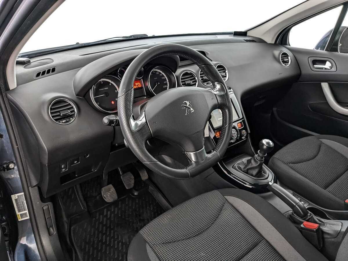 Peugeot 408, 2020 - Фото №10