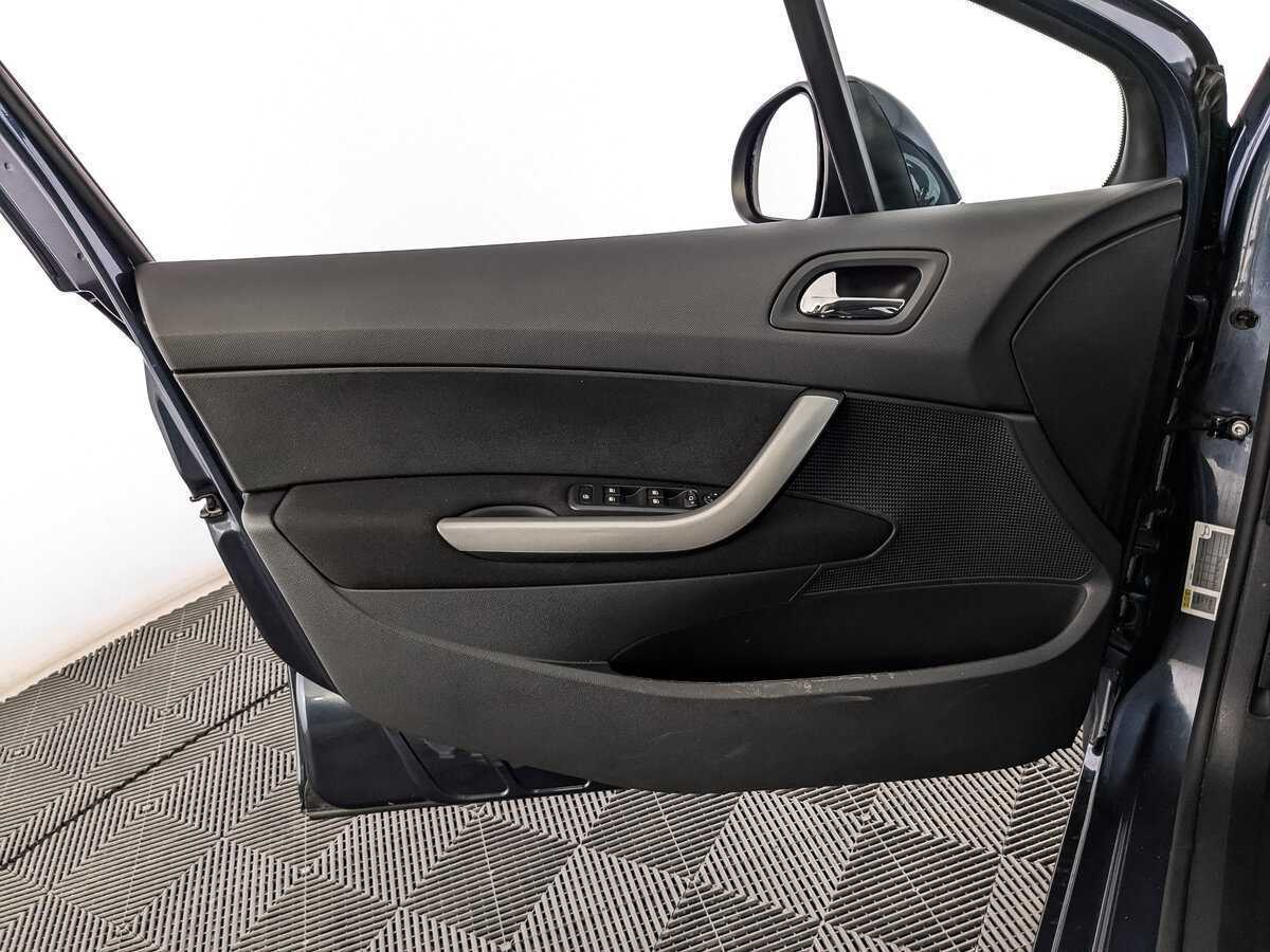 Peugeot 408, 2020 - Фото №14