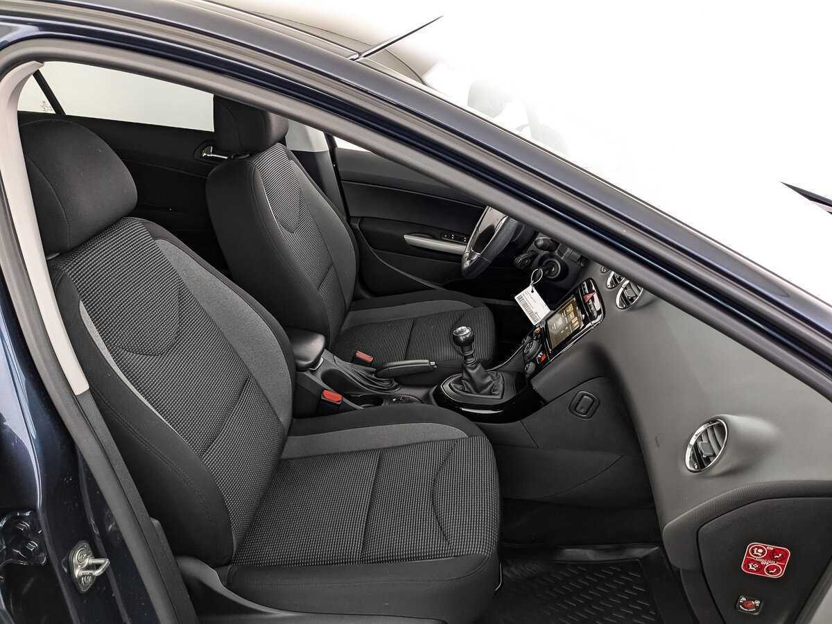 Peugeot 408, 2020 - Фото №19