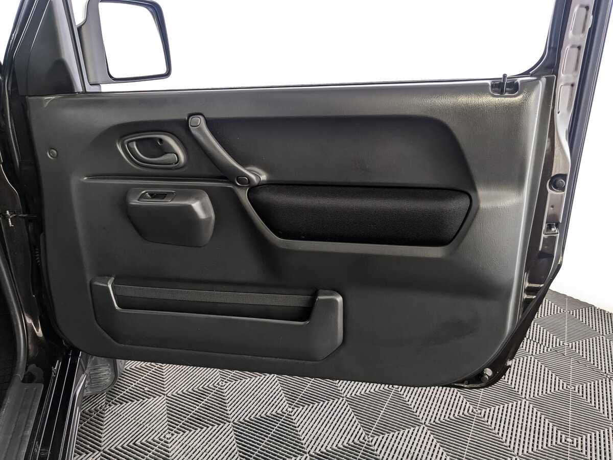 Suzuki Jimny, 2017 - Фото №18