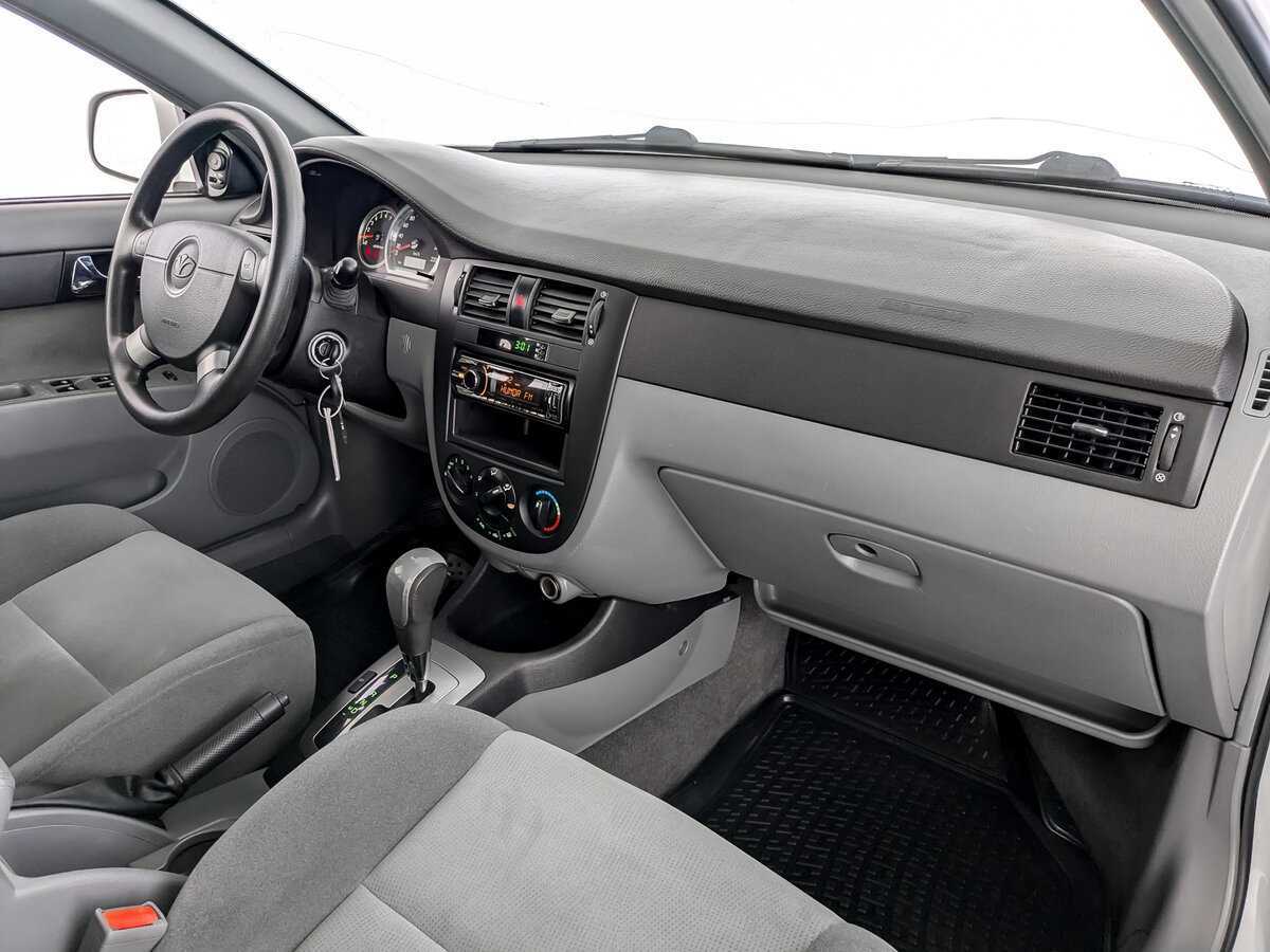 Daewoo Gentra, 2014 - Фото №8