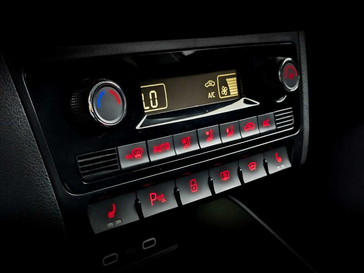 Volkswagen Polo, 2020 - Фото №20