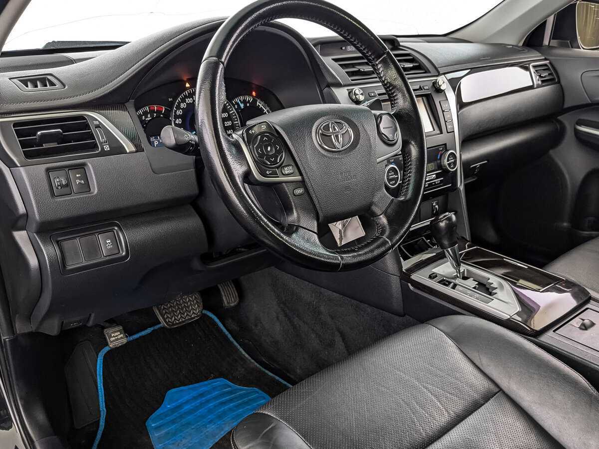 Toyota Camry, 2014 - Фото №10