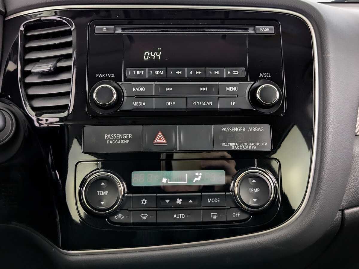 Mitsubishi Outlander, 2014 - Фото №12