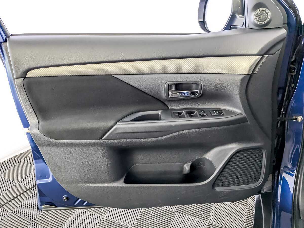 Mitsubishi Outlander, 2014 - Фото №14