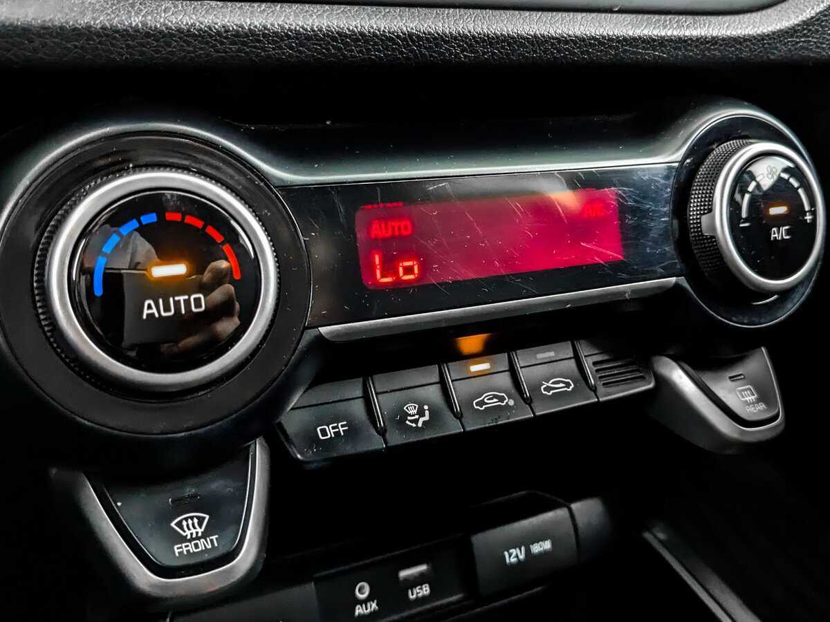 Kia Rio, 2019 - Фото №20