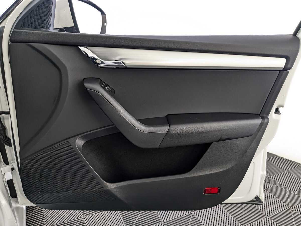 Skoda Octavia, 2019 - Фото №18