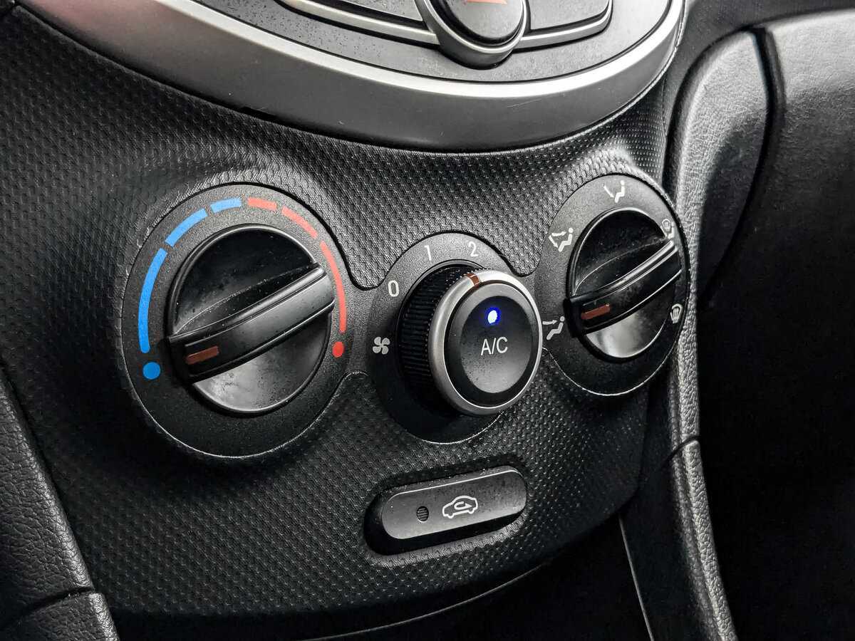 Hyundai Solaris, 2013 - Фото №16