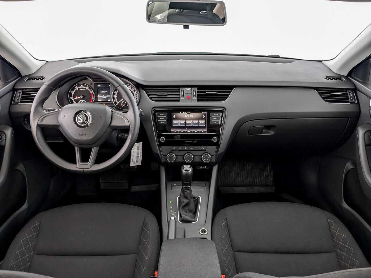 Skoda Octavia, 2020 - Фото №11