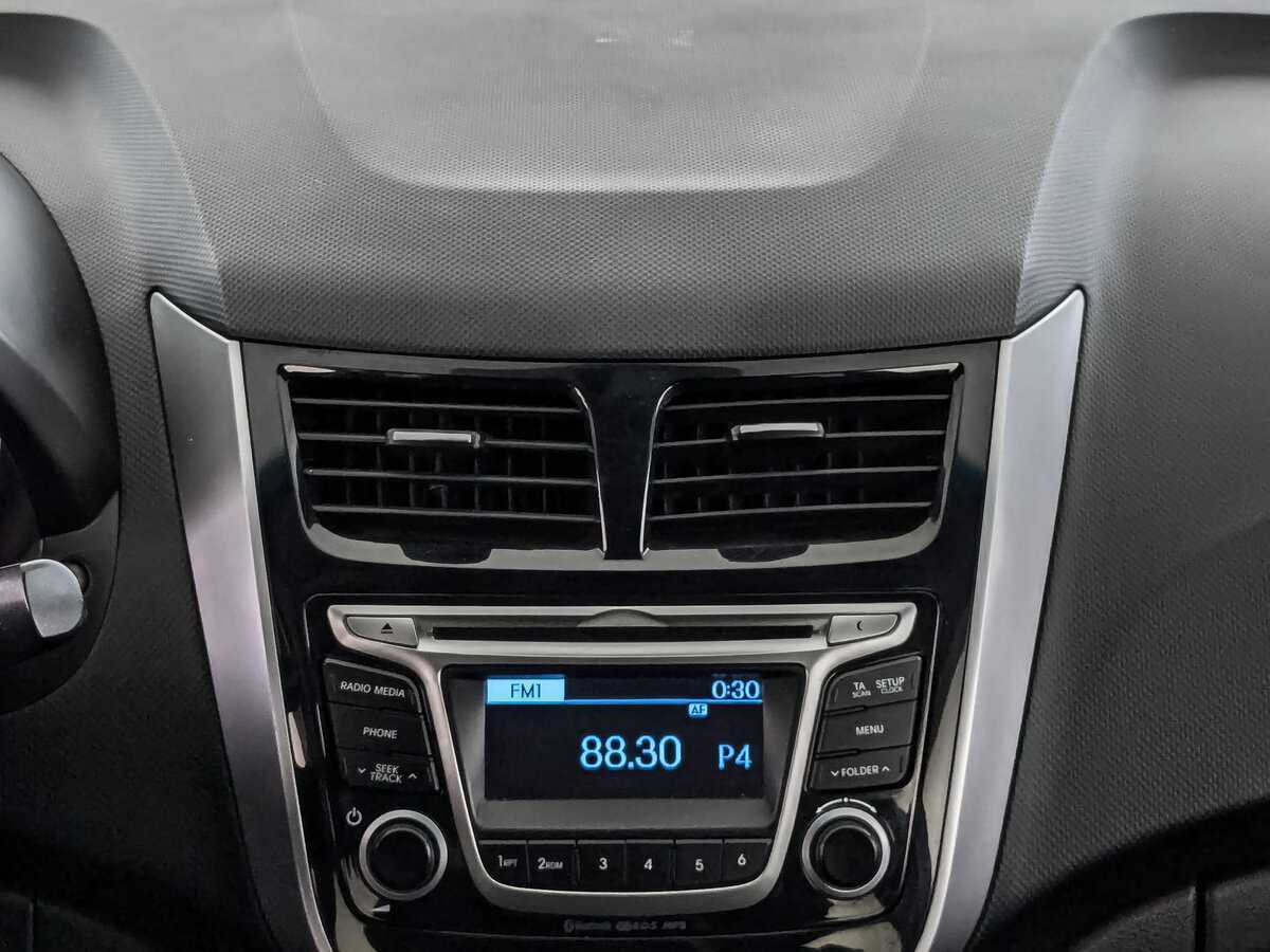 Hyundai Solaris, 2015 - Фото №12