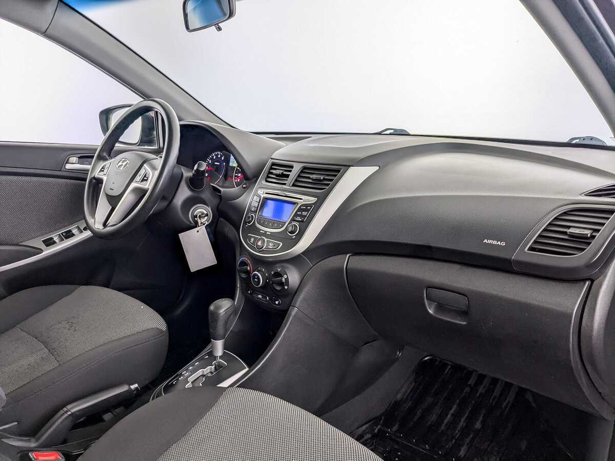 Hyundai Solaris, 2012 - Фото №8