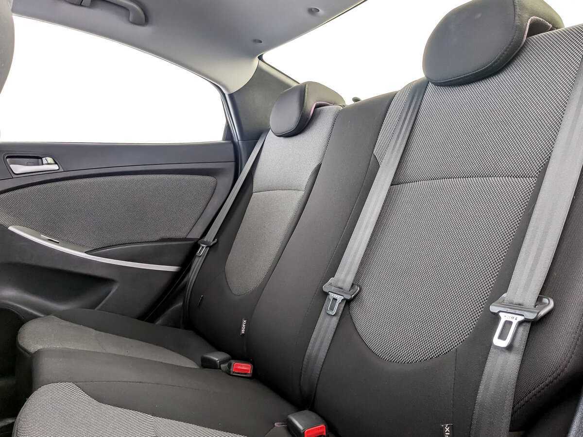 Hyundai Solaris, 2012 - Фото №9