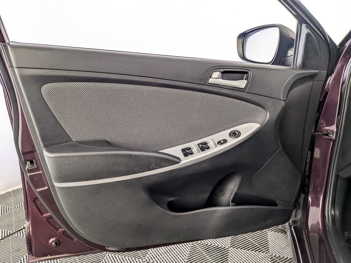 Hyundai Solaris, 2012 - Фото №14