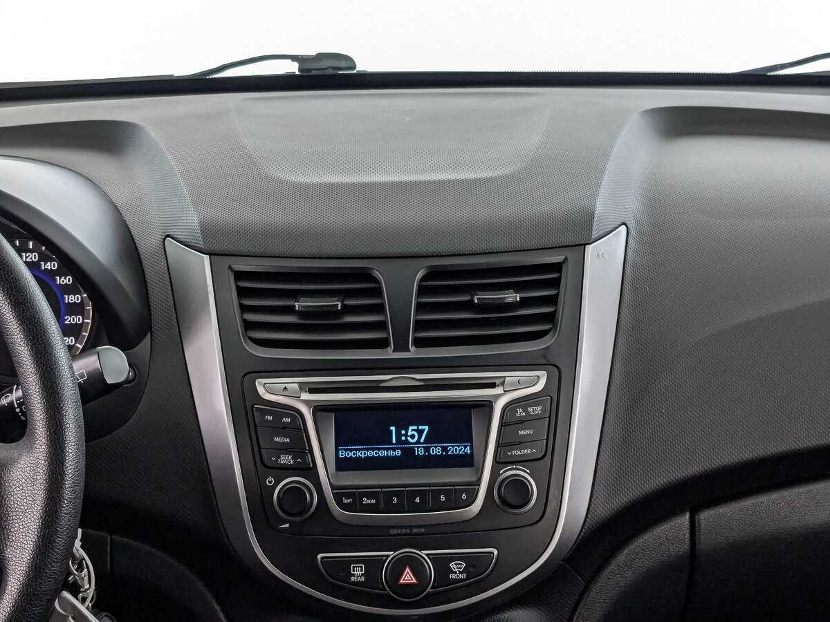 Hyundai Solaris, 2015 - Фото №12