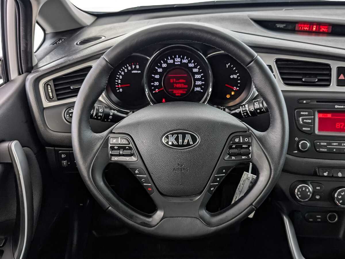 Kia Ceed, 2015 - Фото №17
