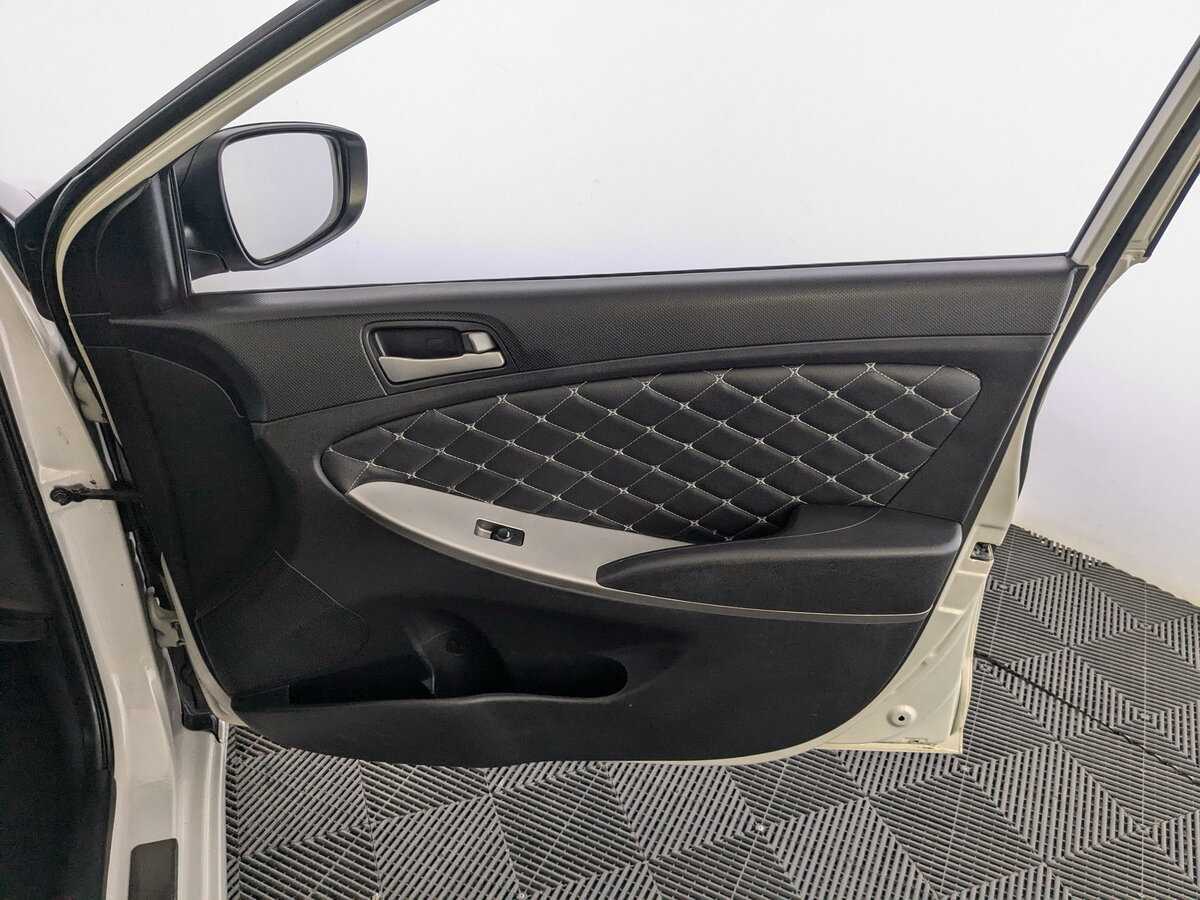 Hyundai Solaris, 2015 - Фото №19