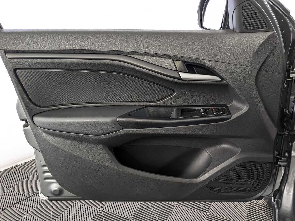 Lada (ВАЗ) Vesta SW, 2020 - Фото №13