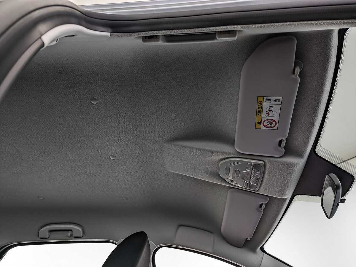 Lada (ВАЗ) Vesta SW, 2020 - Фото №17