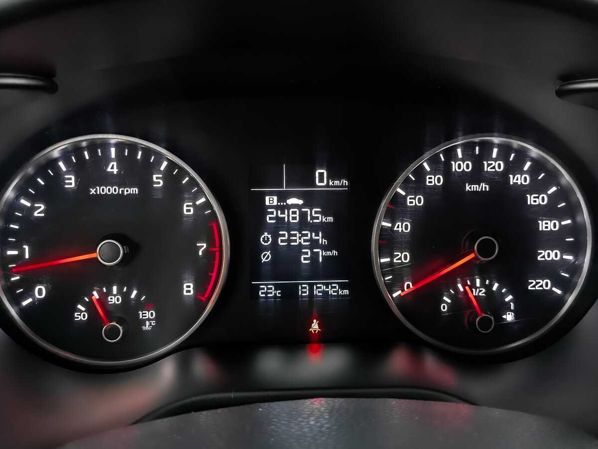 Kia Rio X-Line, 2018 - Фото №11