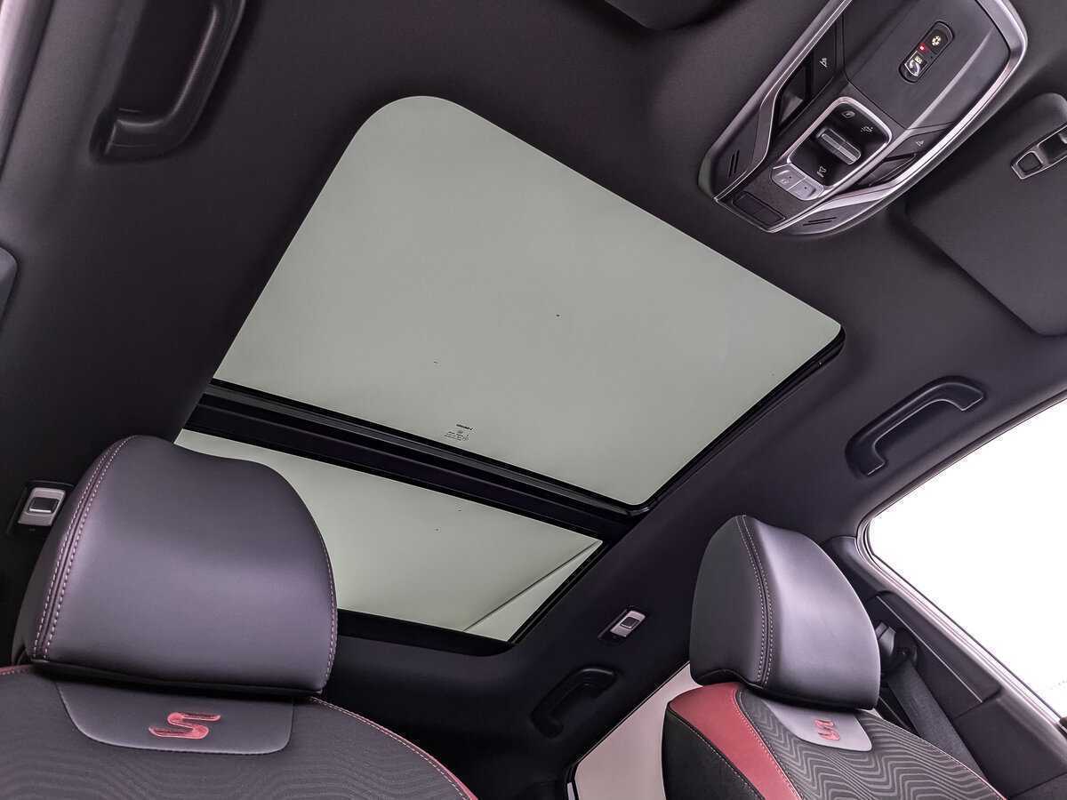 Geely Coolray, 2021 - Фото №16